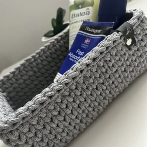 Horgolt szurke teglalap alaku kosar 5