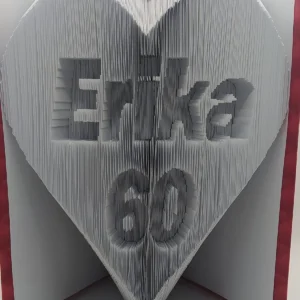 szivben erika nev szam konyvszobor